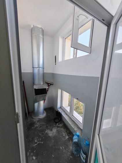 Apartament cu 3 camere decomandat în Brâncoveanu