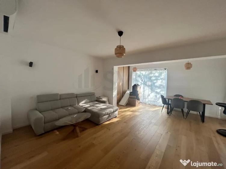 Apartament cu 3 camere decomandat în Băneasa