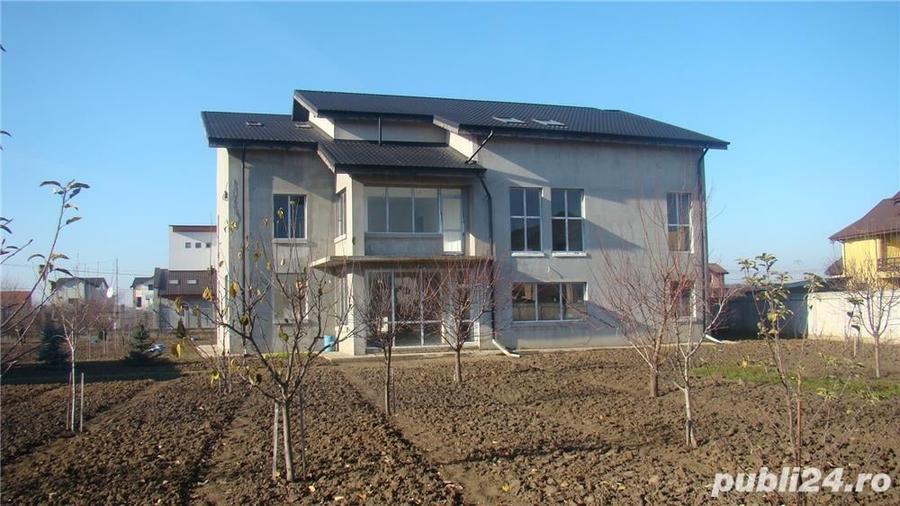 Casă cu 6 camere cu Teren 3000 Mp în Mogoșoaia