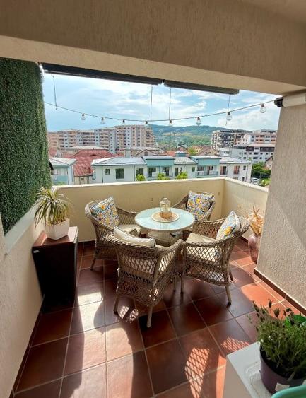 Apartament cu 2 camere decomandat în Ostroveni