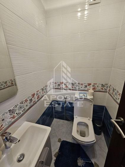 Apartament cu 3 camere decomandat, mobilat în Podgoria