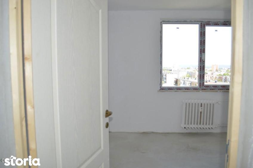 Apartament cu 3 camere în Războieni