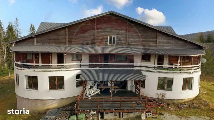 Spațiu comercial, de 1,300 mp, în Mărișel