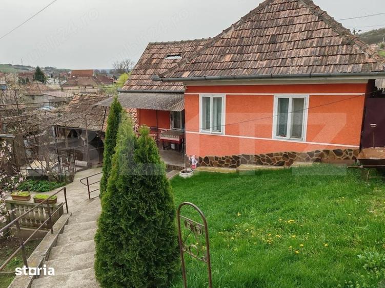 Casă cu 5 camere cu Teren 580 Mp în Central