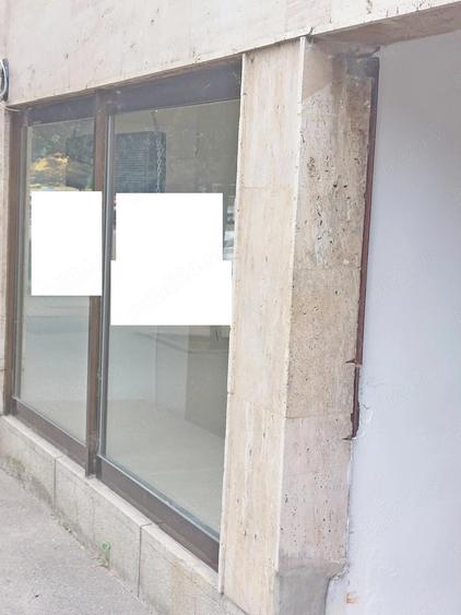 Spațiu comercial, de 25 mp, în Semicentral