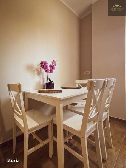 Apartament proaspat renovat 2 camere, 2 locuri de parcare, Dumbravita - 1