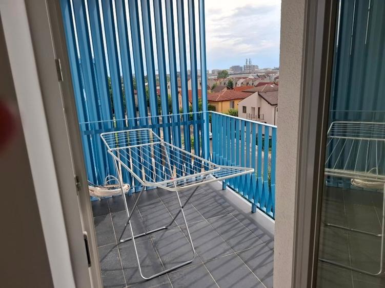 Apartament cu 3 camere decomandat, mobilat în Aviației