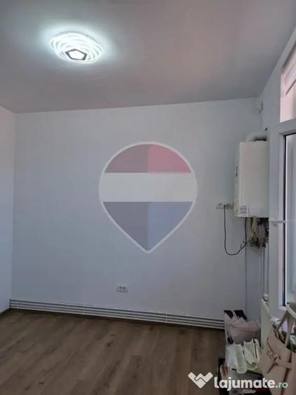 Spațiu comercial, de 50 mp, în Central