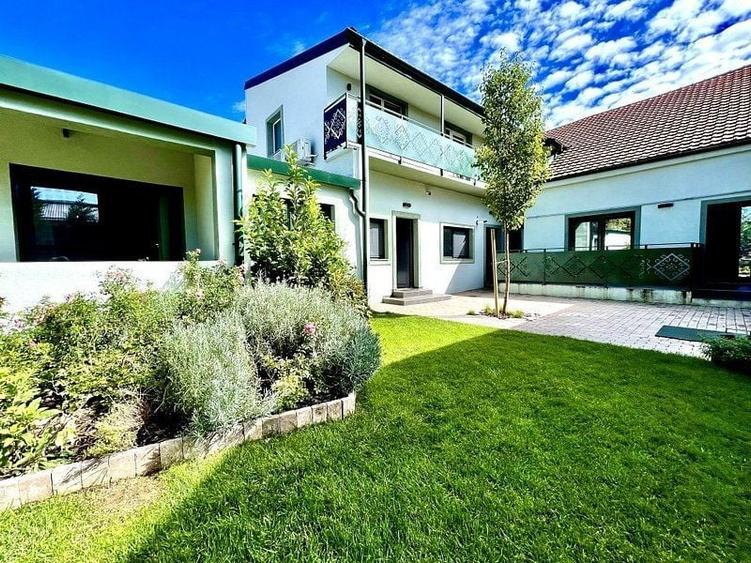 Apartament cu 3 camere semidecomandat, mobilat în Bălcescu