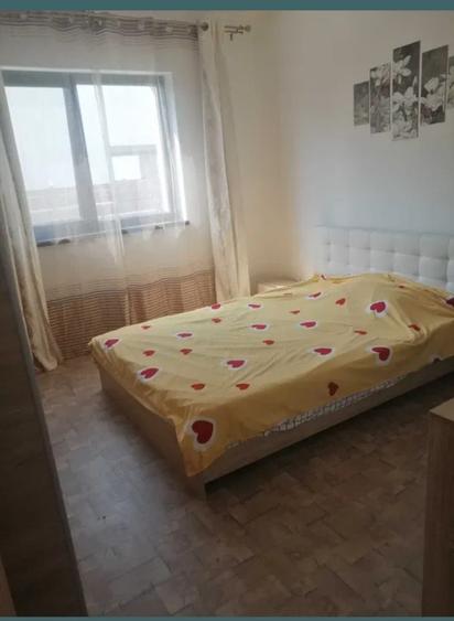 Casă cu 3 camere în Olteni