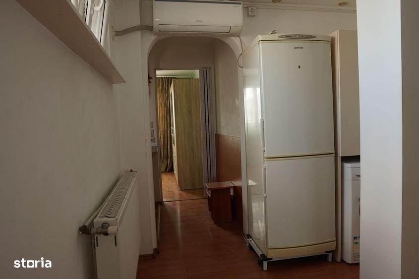 Apartament cu 2 camere decomandat în Titan
