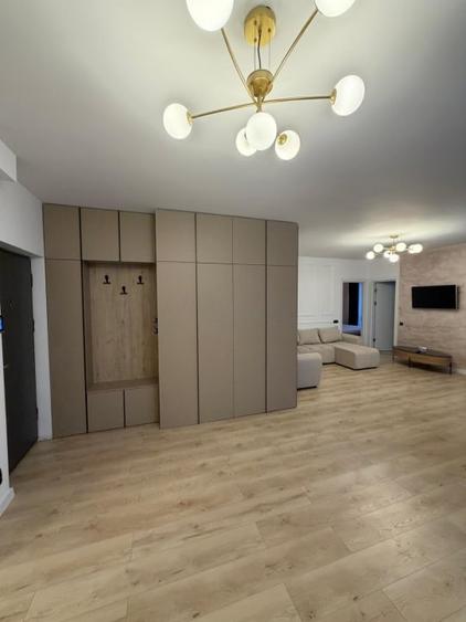 Apartament cu 3 camere semidecomandat, mobilat în Mănăștur