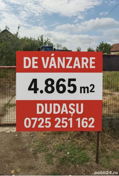Teren de 4865 mp, în Central