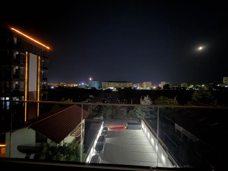 Apartament cu 2 camere semidecomandat în Universitate
