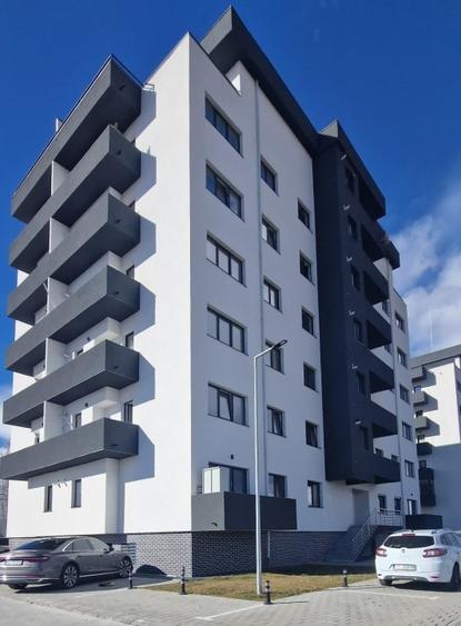 Apartament cu 3 camere decomandat în Craiovei