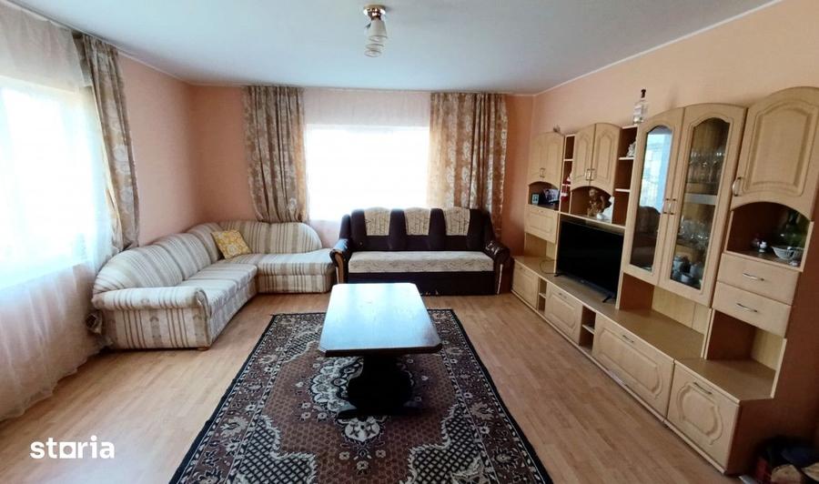 Casă cu 7 camere cu Teren 540 Mp în Dej