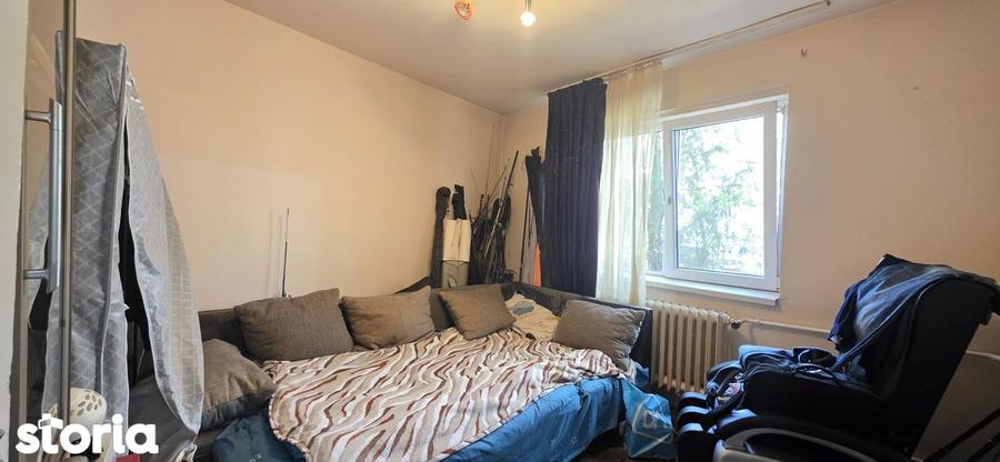Apartament cu 4 camere decomandat în Tomis Nord