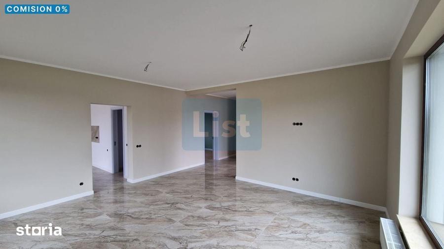 Casă cu 4 camere cu Teren 476 Mp în Recea