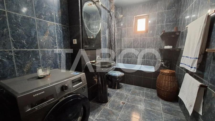 Apartament cu 3 camere decomandat în Turnișor