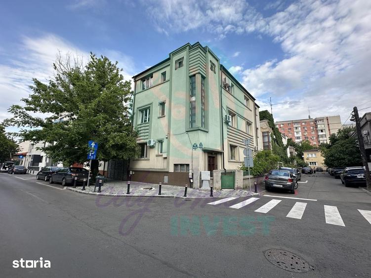Apartament cu 4 camere în Ștefan cel Mare