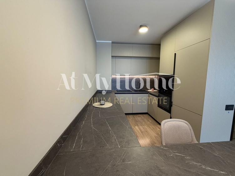 Apartament cu 3 camere decomandat, mobilat în Herăstrău