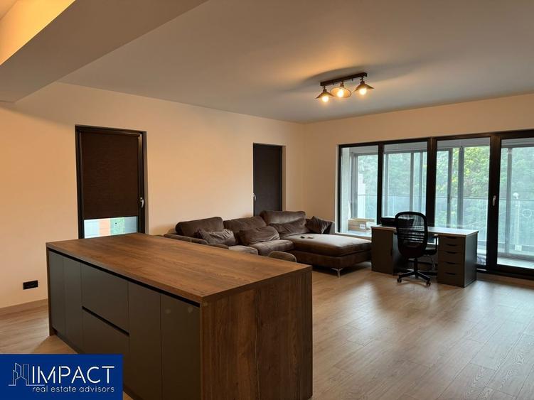 Apartament cu 3 camere, mobilat în Decebal