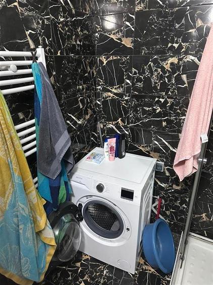 Apartament cu 3 camere decomandat, mobilat în Baza 3