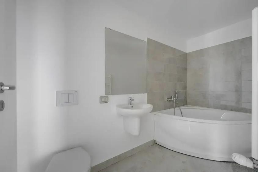Apartament cu 3 camere decomandat în Nord
