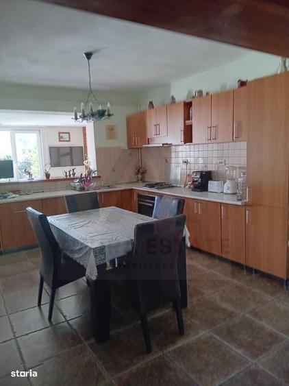 Casa cu etaj 113 mp utili curte libera 350mp garaj cu pod Gusterita - 1