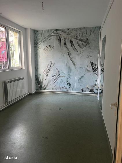 Spațiu comercial, de 115 mp, în Dârste