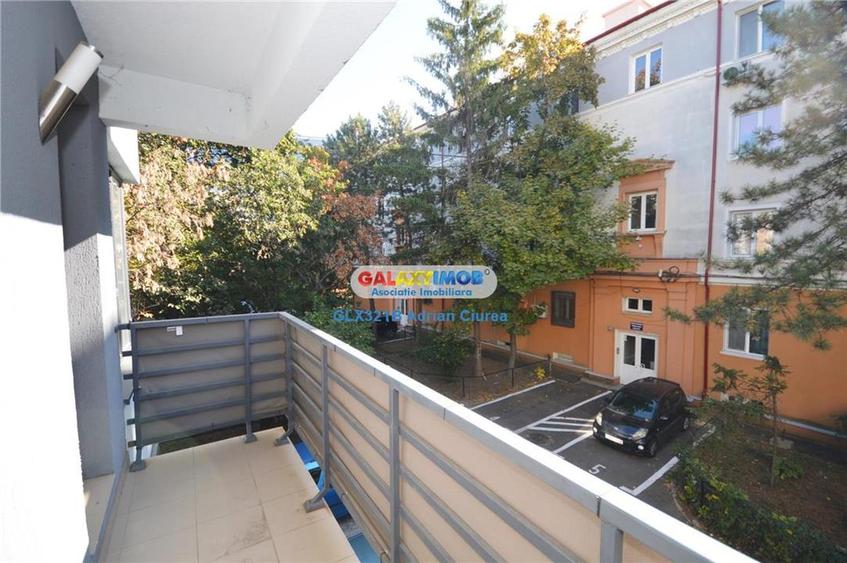Apartament cu 2 camere decomandat, mobilat în Pajura