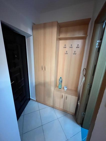 Garsonieră decomandată, mobilată în Păcurari