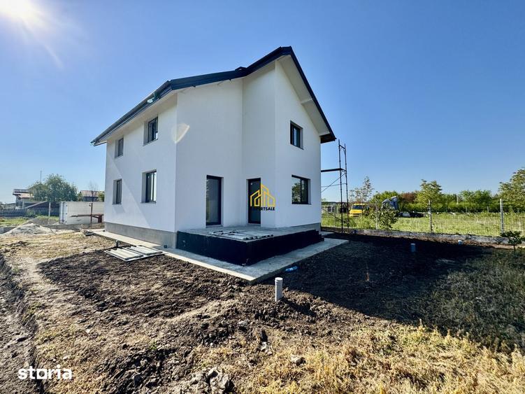 Casă cu 5 camere cu Teren 486 Mp în Ciorogârla