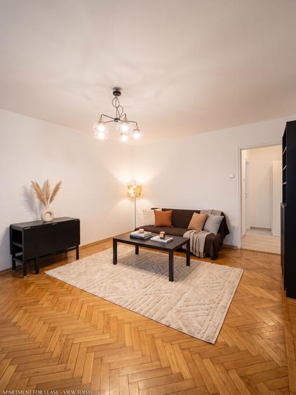 Apartament cu 3 camere semidecomandat în Ștefan cel Mare