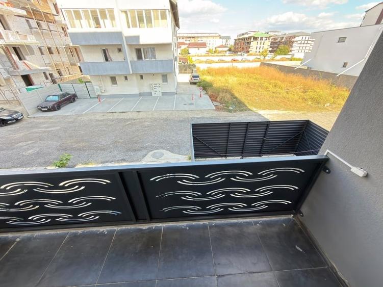 Apartament cu 2 camere semidecomandat, mobilat în Central