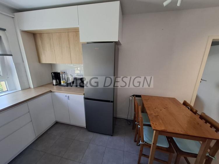 Apartament cu 3 camere decomandat, mobilat în Dâmbovița
