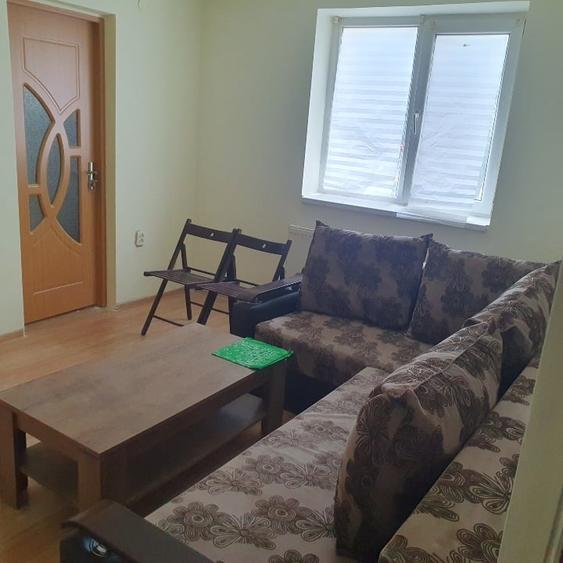Apartament cu 3 camere decomandat, mobilat în Central