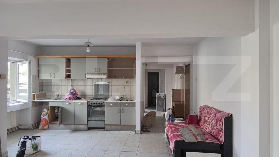 Apartament 3 camere, 72 mp, zona Ultracentral - 1