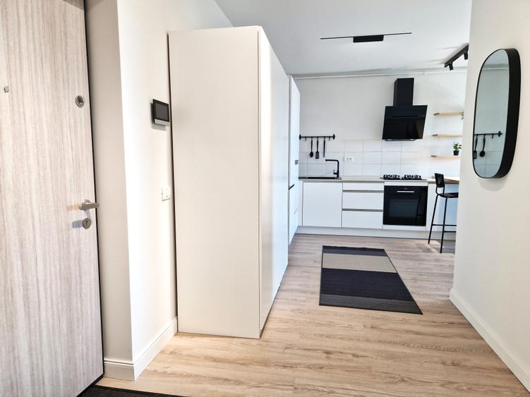 Apartament cu 2 camere semidecomandat în Tomis Nord