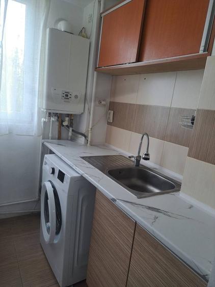 Apartament cu 2 camere decomandat în Radu Negru