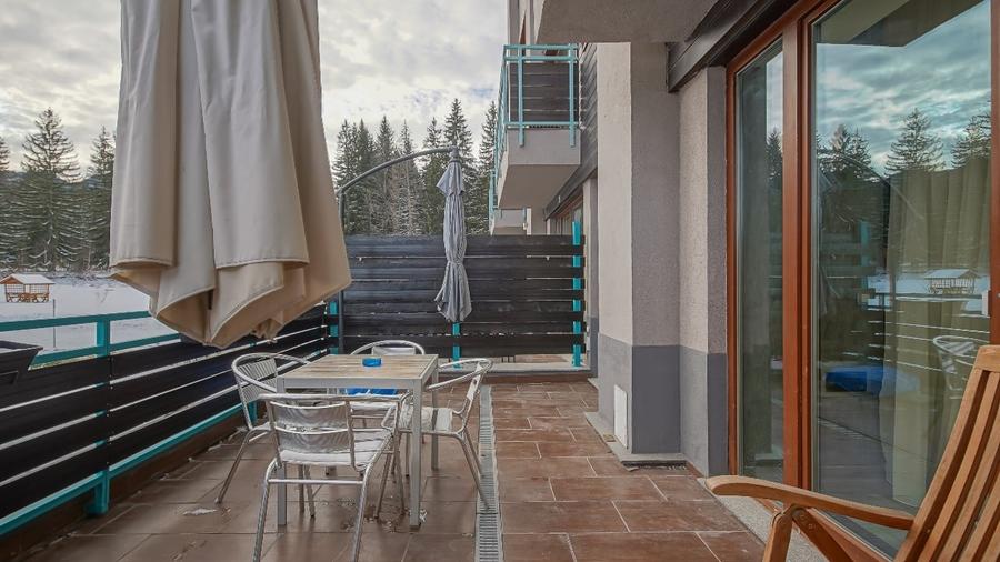 Apartament cu 3 camere decomandat, mobilat în 13 Decembrie