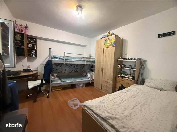 Apartament cu 2 camere decomandat în Galata