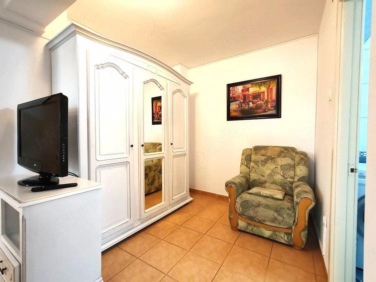 Apartament cu 2 camere decomandat în Prundu