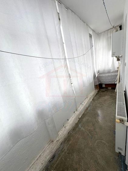 Apartament cu 2 camere decomandat, mobilat în Micro 21