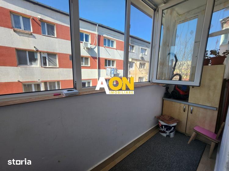 Apartament cu 3 camere în Cetate