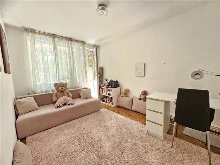 Apartament cu 3 camere decomandat în Tudorul Vechi