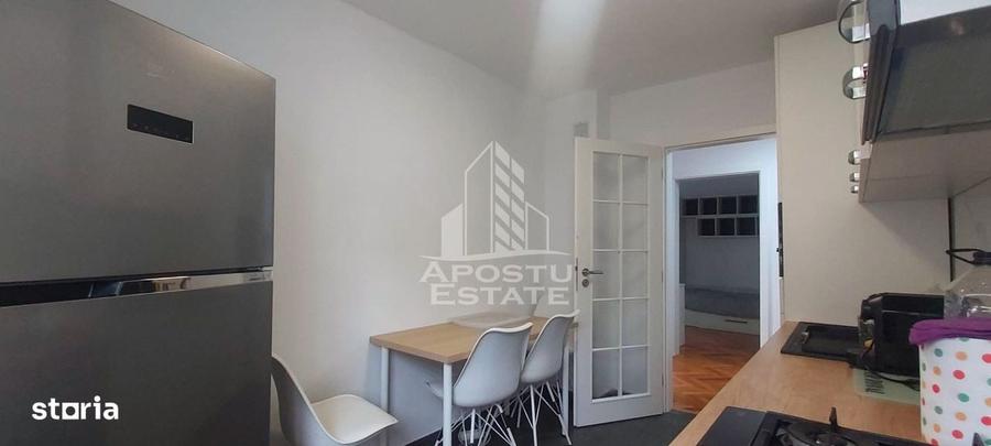 Apartament cu 3 camere decomandat în Micălaca