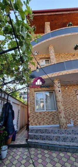 Casă cu 5 camere cu Canalizare în Tei