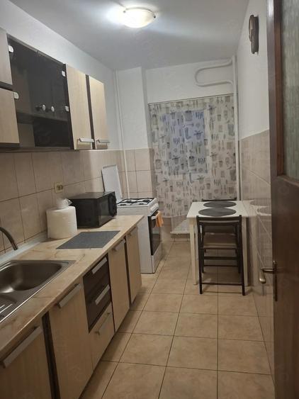 Garsonieră decomandată în Basarabia