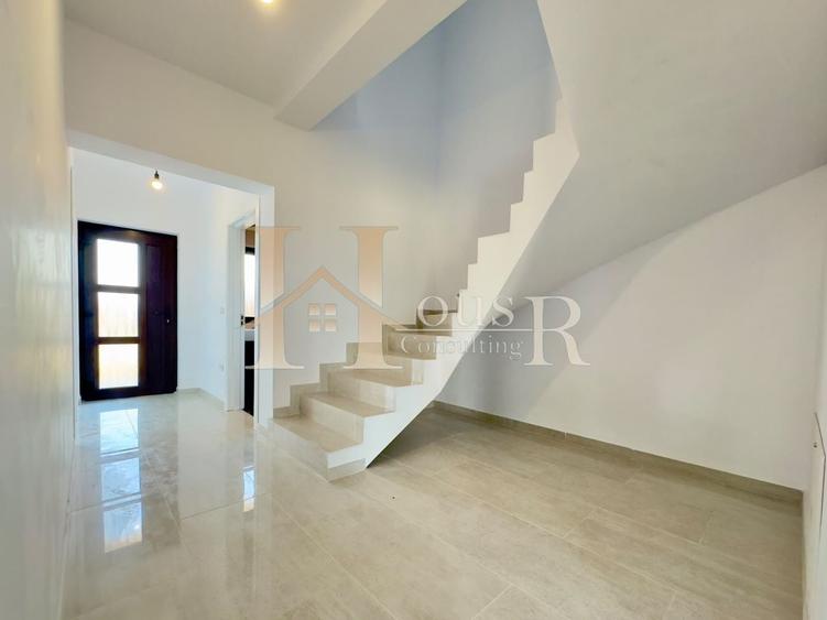 Duplex cu 5 camere cu Canalizare în Chișoda